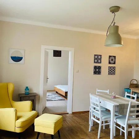 Chmelnicky Apartment